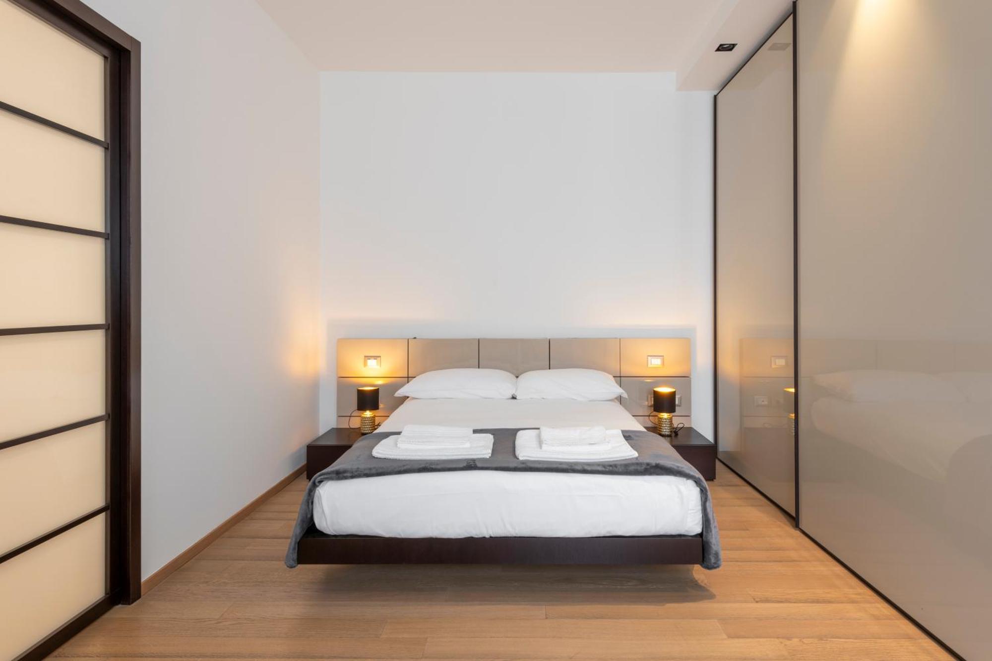 Milan Royal Suites - Centro Exterior photo